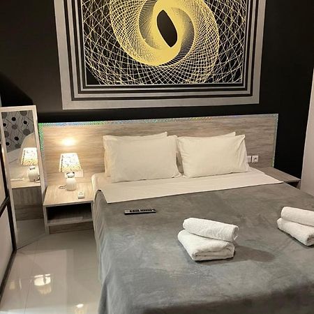 Jz Plus Picasso Rhodes City Extérieur photo